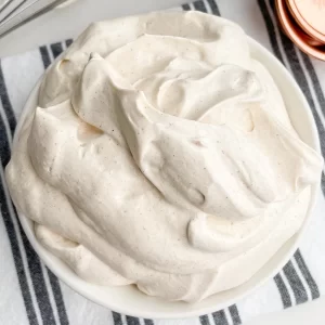 MAPLE CINNAMON WHIPPED CREAM